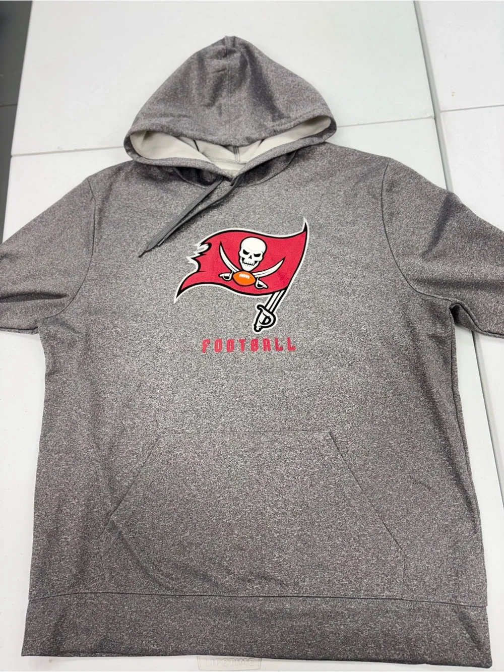 NFL TAMPA BAY BUCS HOODIE PULLOVER MEN LARGE  GRAY WITH LOGO POLYESTER